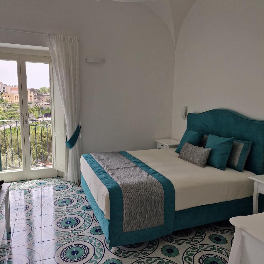 Suites In The Amalfi Coast - Guesthouse With Terrace Near Amalfi - Breathtaking View Of Ravello Scala Extérieur photo
