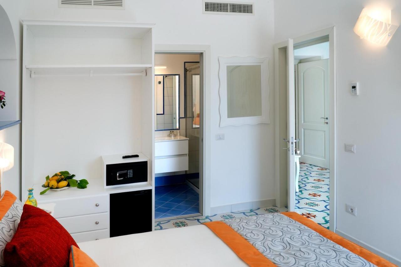 Suites In The Amalfi Coast - Guesthouse With Terrace Near Amalfi - Breathtaking View Of Ravello Scala Extérieur photo