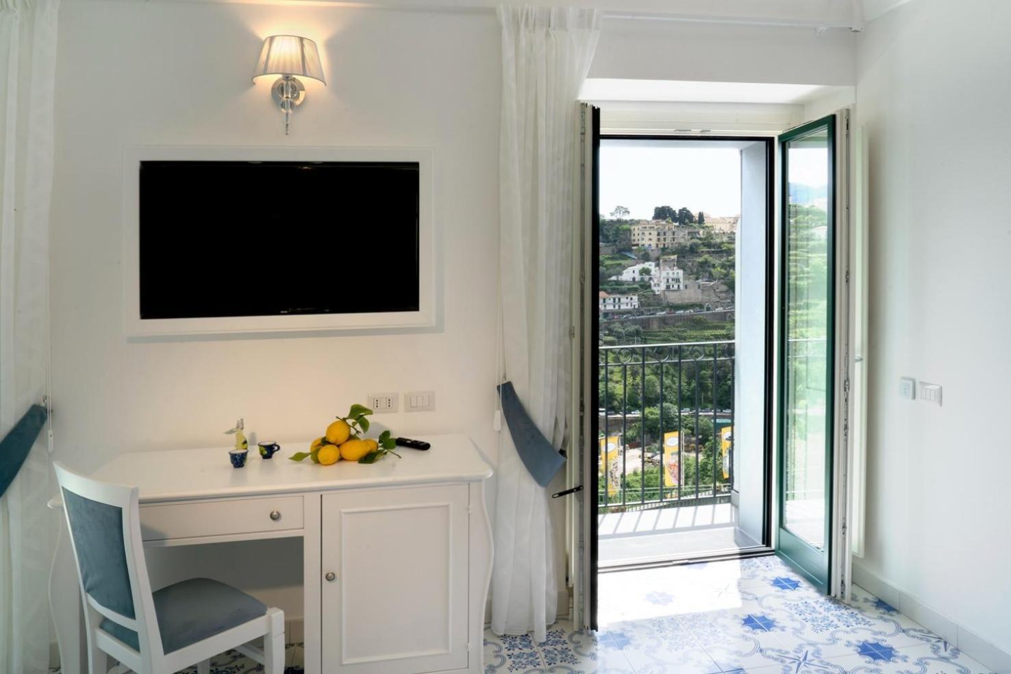 Suites In The Amalfi Coast - Guesthouse With Terrace Near Amalfi - Breathtaking View Of Ravello Scala Extérieur photo