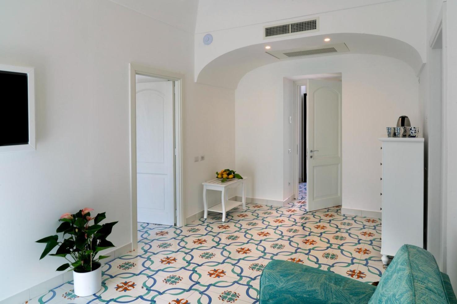 Suites In The Amalfi Coast - Guesthouse With Terrace Near Amalfi - Breathtaking View Of Ravello Scala Extérieur photo