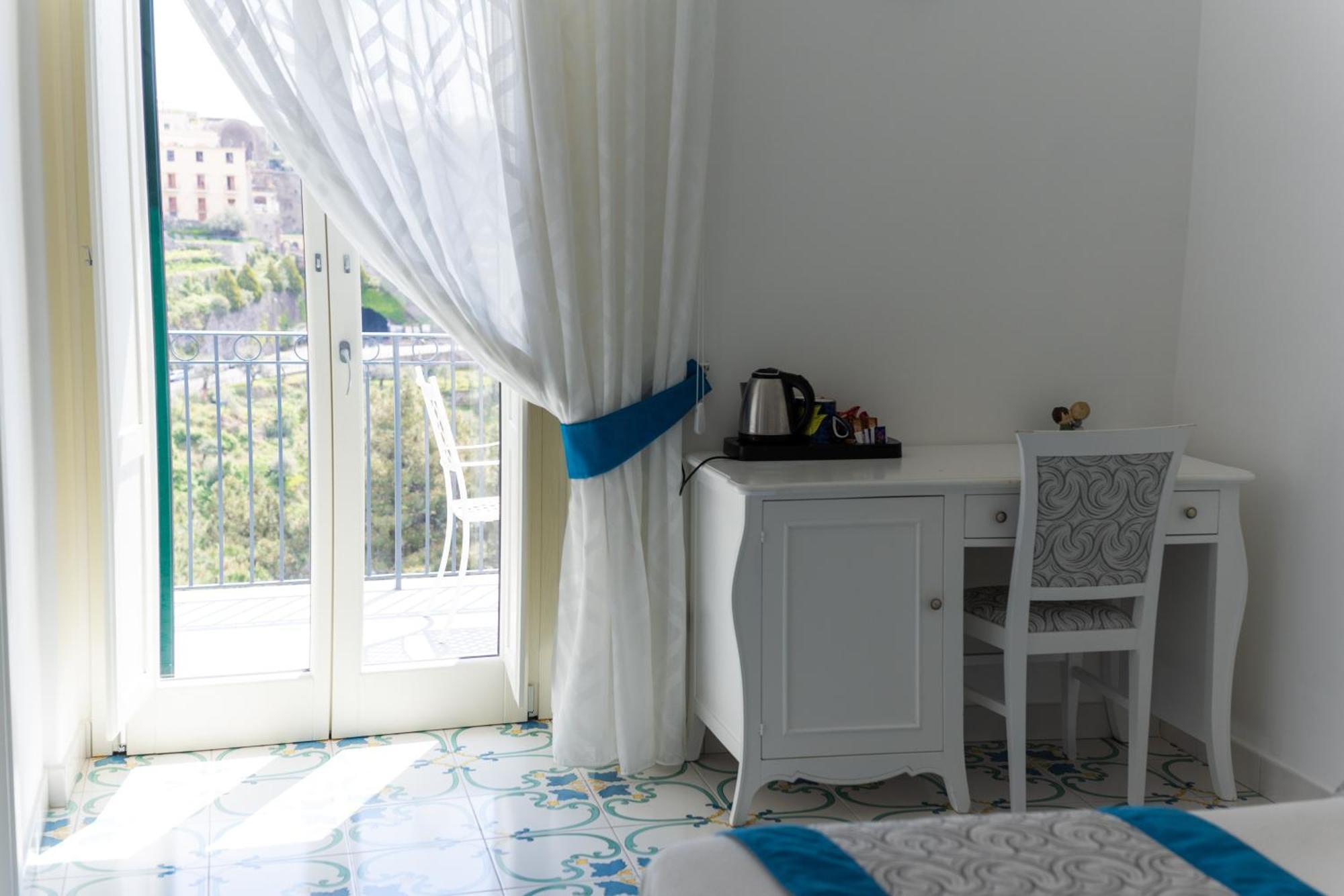 Suites In The Amalfi Coast - Guesthouse With Terrace Near Amalfi - Breathtaking View Of Ravello Scala Extérieur photo