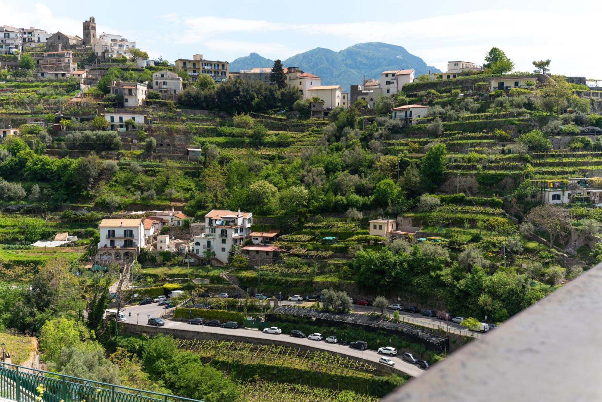 Suites In The Amalfi Coast - Guesthouse With Terrace Near Amalfi - Breathtaking View Of Ravello Scala Extérieur photo