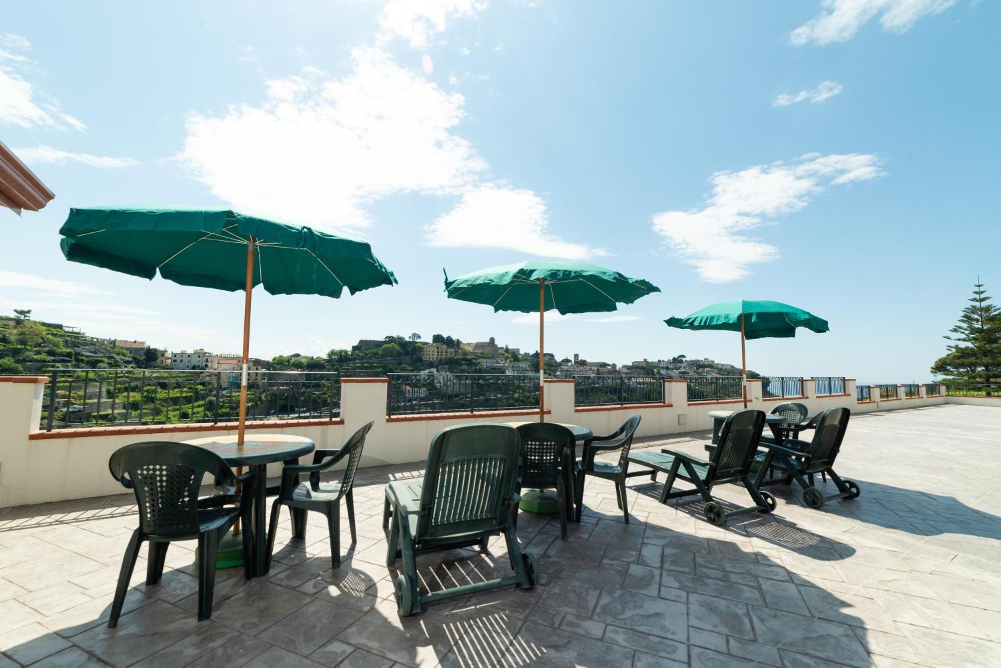 Suites In The Amalfi Coast - Guesthouse With Terrace Near Amalfi - Breathtaking View Of Ravello Scala Extérieur photo